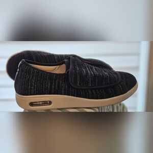 Youyun Orthopedic Slip on Shoes